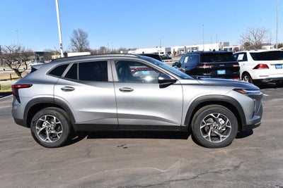 2025 Chevrolet Trax FWD 4dr LT