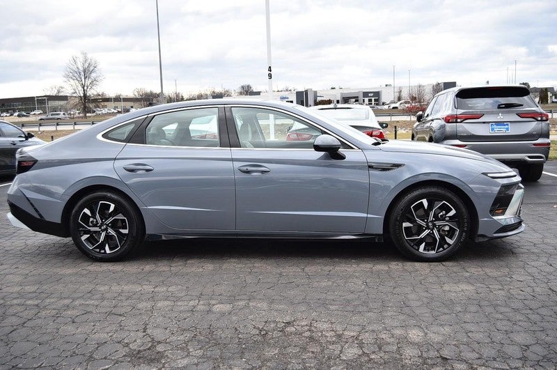 2025 Hyundai Sonata SEL FWD