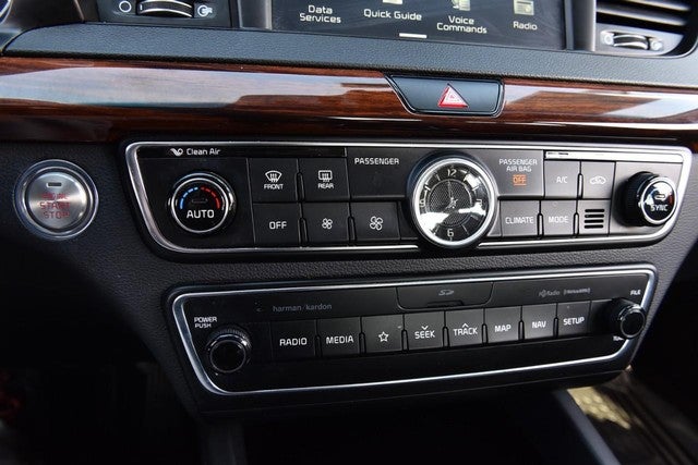 2019 Kia Cadenza Technology Sedan