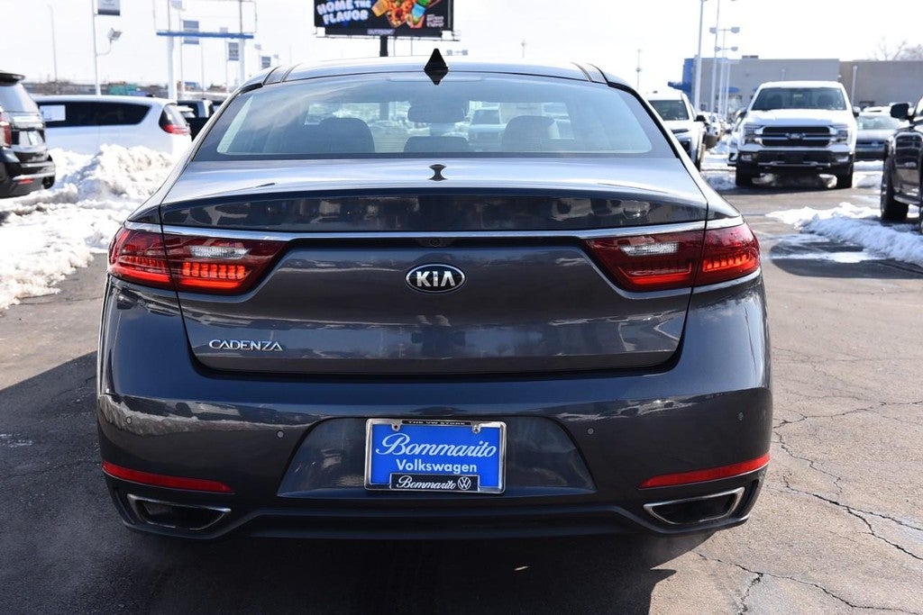 2019 Kia Cadenza Technology Sedan