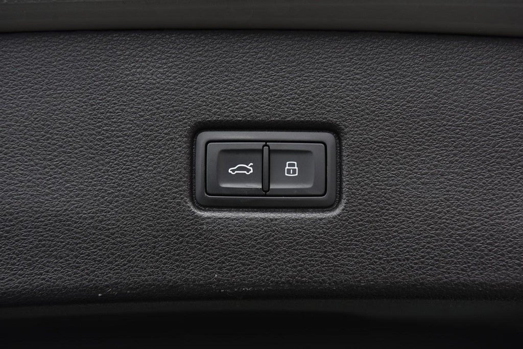 2022 Audi SQ5 Sportback Premium Plus 3.0 TFSI quattro