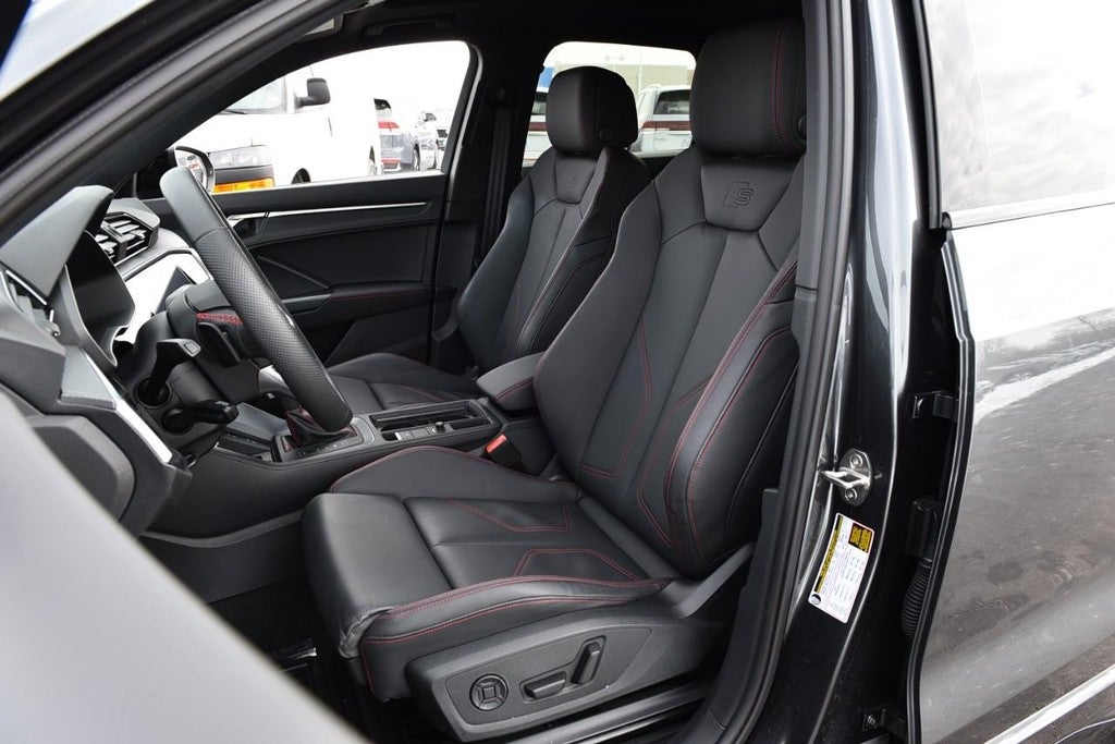 2025 Audi Q3 S line Premium Plus 45 TFSI quattro