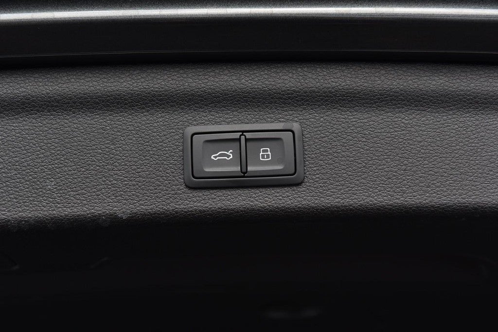 2025 Audi Q3 S line Premium Plus 45 TFSI quattro