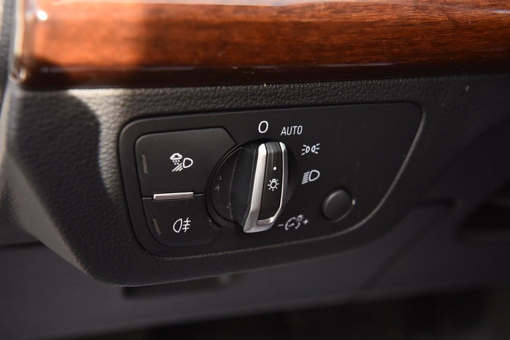 2023 Audi Q5 S line Premium 45 TFSI quattro