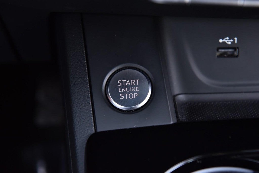 2023 Audi A4 Sedan Premium 40 TFSI quattro