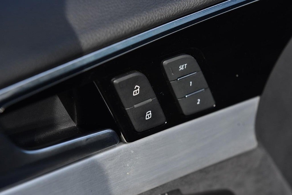 2022 Audi A4 Sedan S line Premium Plus 45 TFSI quattro