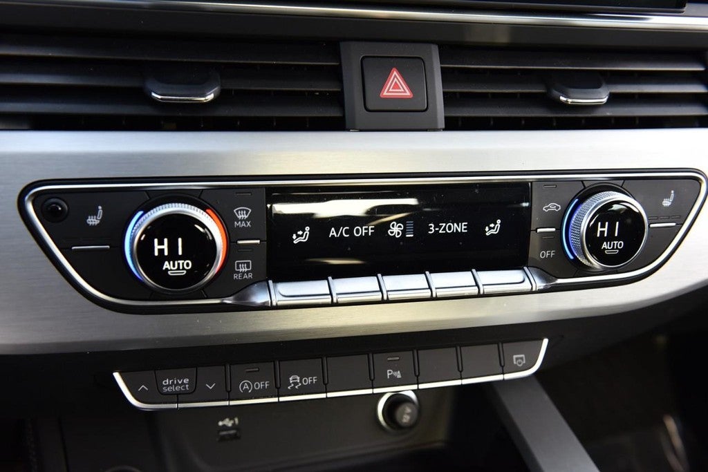 2022 Audi A4 Sedan S line Premium Plus 45 TFSI quattro