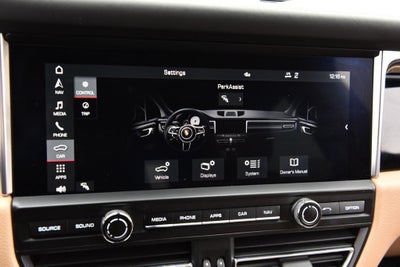 2020 Porsche Macan AWD