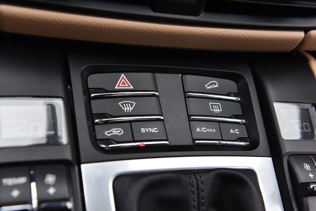 2020 Porsche Macan AWD