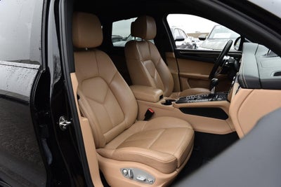 2020 Porsche Macan AWD