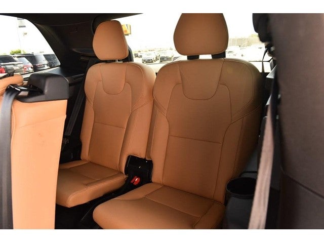 2019 Volvo XC90 T6 AWD Momentum