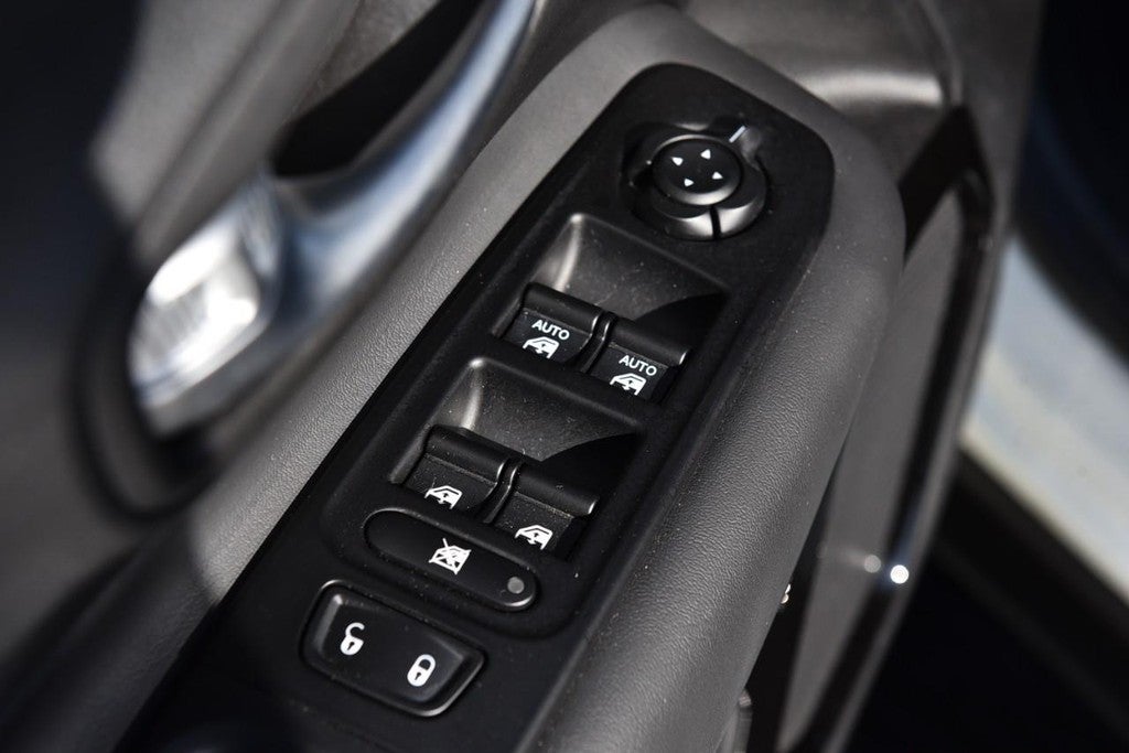 2020 Jeep Renegade Altitude FWD