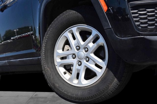 2024 Jeep Grand Cherokee Laredo