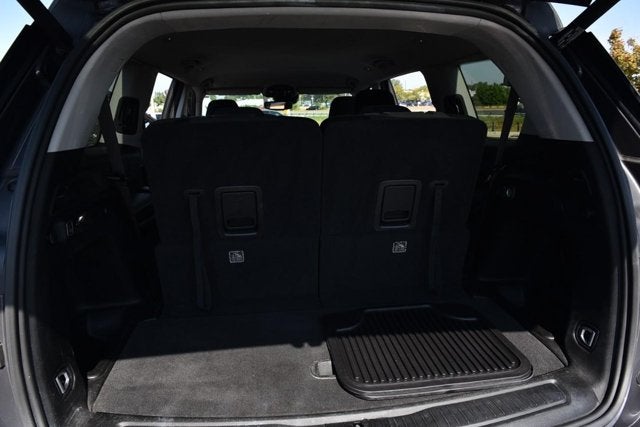 2022 Jeep Grand Cherokee L Laredo