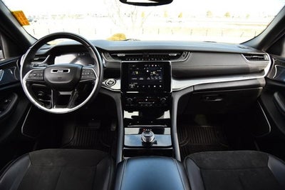 2022 Jeep Grand Cherokee L Altitude