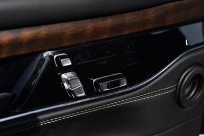 2023 Jeep Grand Wagoneer Series II Obsidian