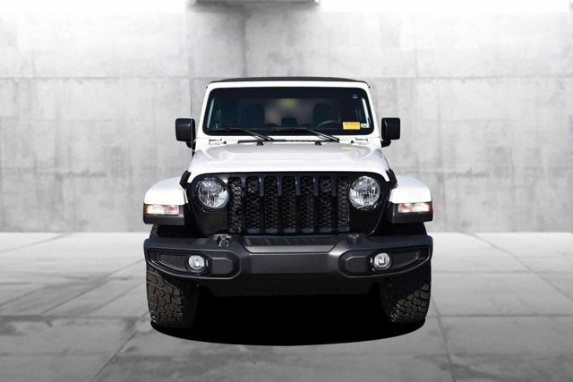 2022 Jeep Gladiator Willys Sport