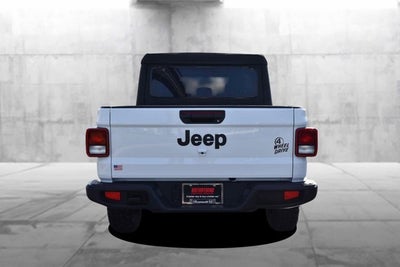 2022 Jeep Gladiator Willys Sport