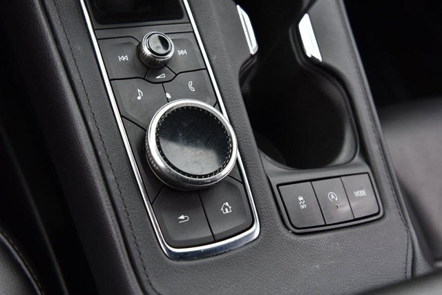 2023 Cadillac XT4 AWD Premium Luxury