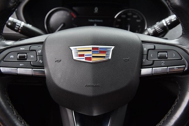 2023 Cadillac XT4 AWD Premium Luxury