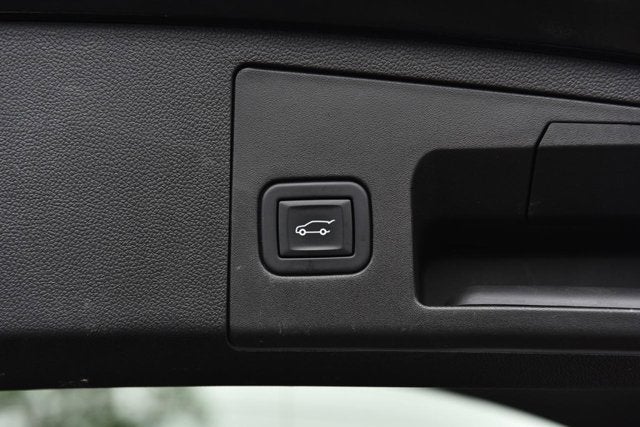 2023 Cadillac XT4 AWD Premium Luxury