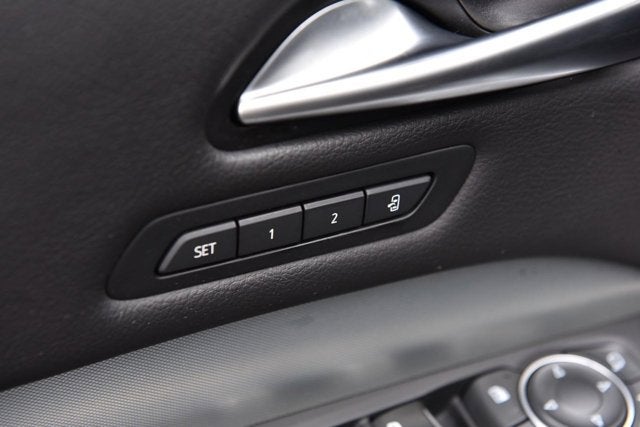 2023 Cadillac XT4 AWD Premium Luxury