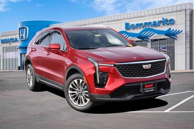 2024 Cadillac XT4 AWD Premium Luxury