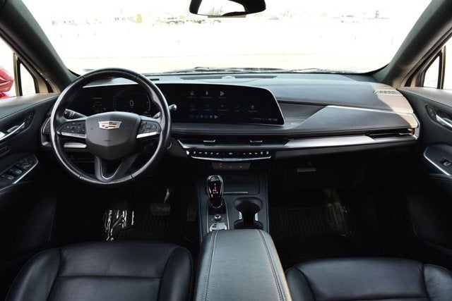 2024 Cadillac XT4 AWD Premium Luxury