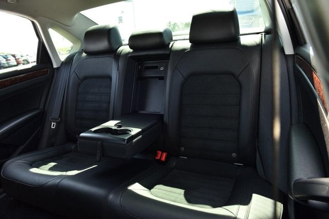 2013 Volkswagen Passat TDI SEL Premium