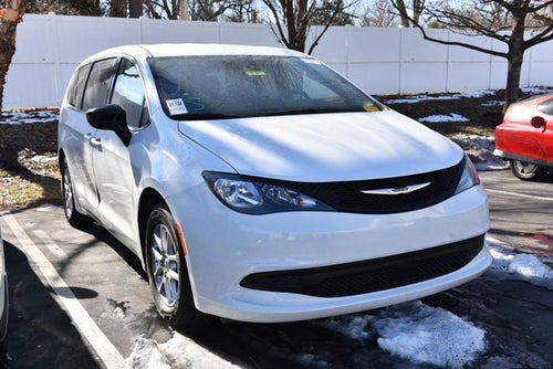 2024 Chrysler Voyager LX