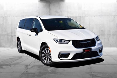 2024 Chrysler Pacifica Hybrid Select