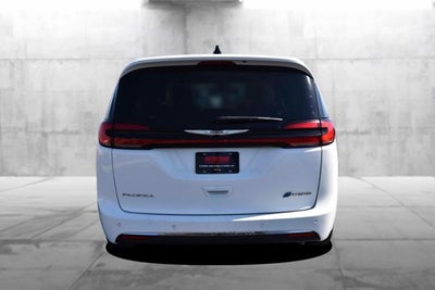 2024 Chrysler Pacifica Hybrid Select