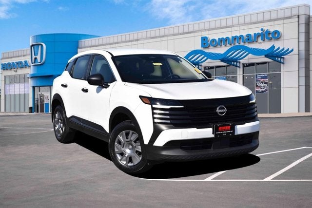 2025 Nissan Kicks S