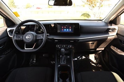 2025 Nissan Kicks S