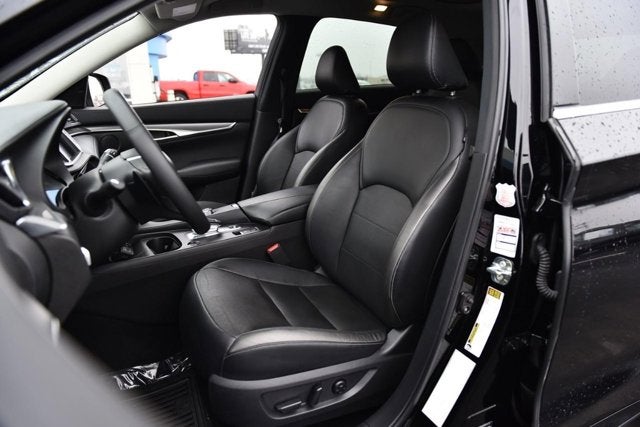 2024 INFINITI QX50 LUXE