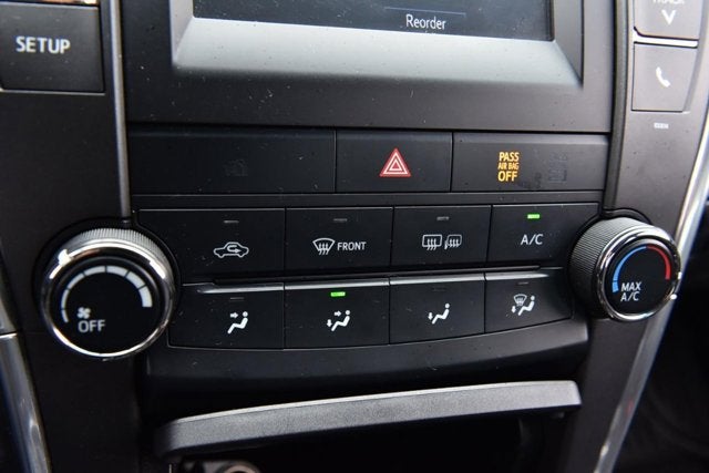 2017 Toyota Camry SE