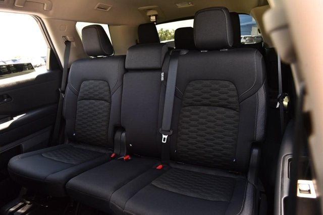 2024 Nissan Pathfinder S