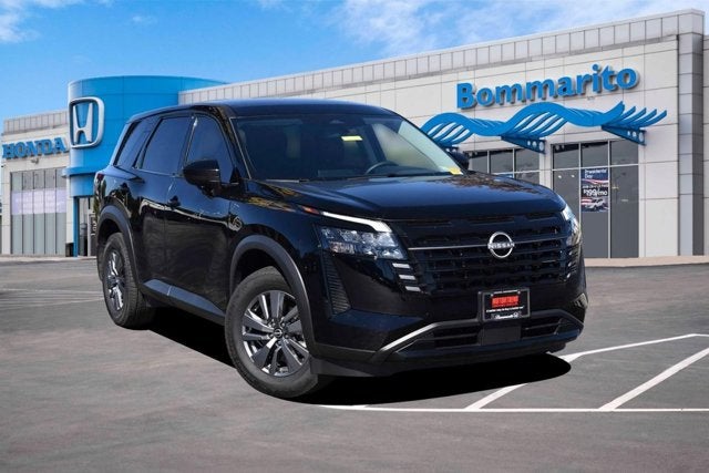 2026 Nissan Pathfinder S