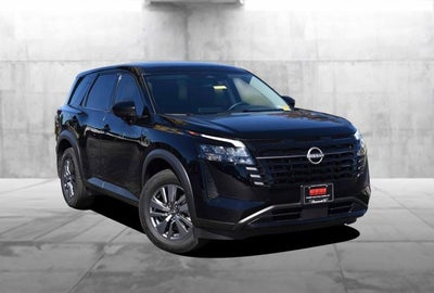 2026 Nissan Pathfinder S