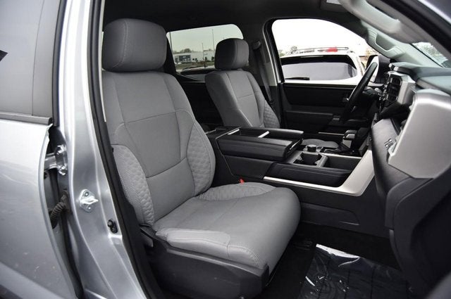 2024 Toyota Tundra 4WD SR5