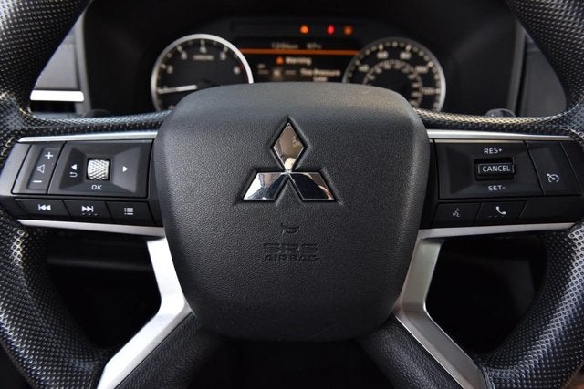 2022 Mitsubishi Outlander ES