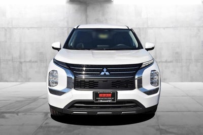 2022 Mitsubishi Outlander ES