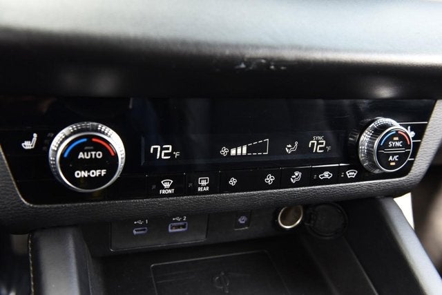 2024 Mitsubishi Outlander SE Black Edition