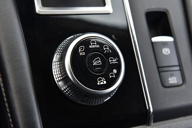 2024 Mitsubishi Outlander SE Black Edition