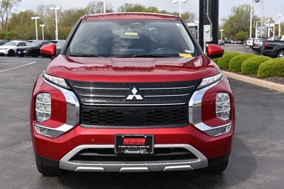 2024 Mitsubishi Outlander SE Black Edition