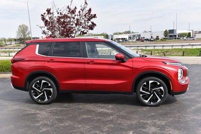 2024 Mitsubishi Outlander SE Black Edition