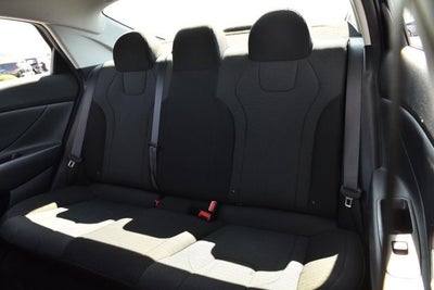 2023 Hyundai Elantra SE