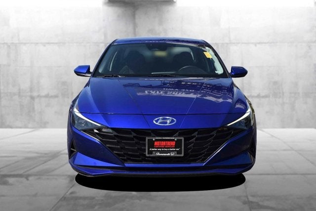 2023 Hyundai Elantra SE
