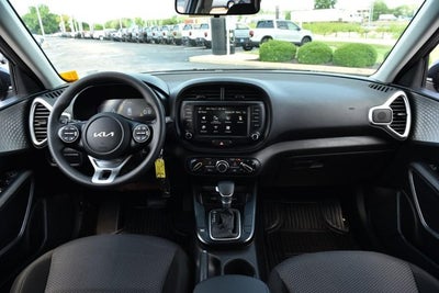 2025 Kia Soul LX