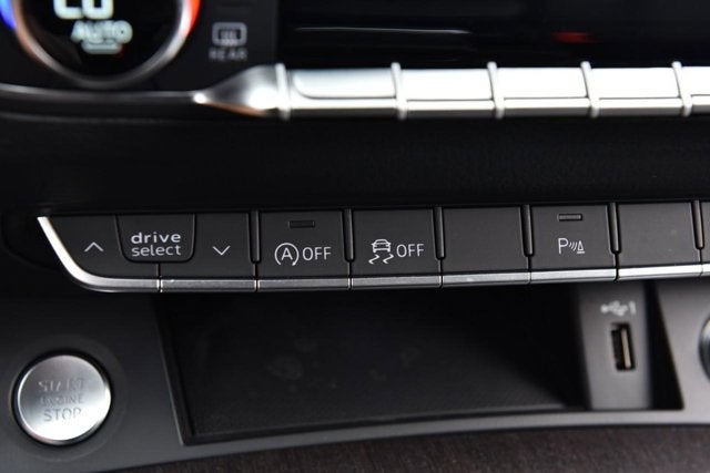2022 Audi Q5 S line Premium Plus